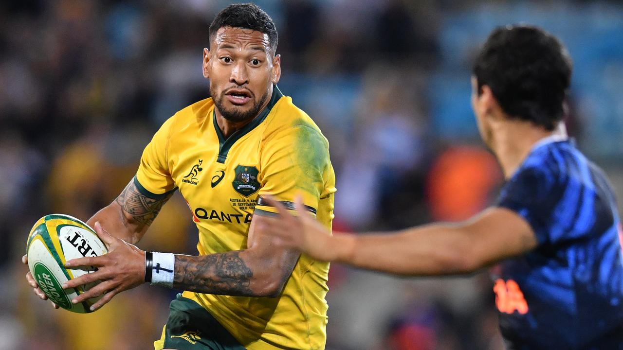 Israel Folau is set to play at outside centre for the Wallabies for the first time.