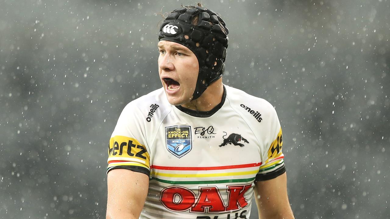 Matt Burton of the Panthers is on his way to Belmore.