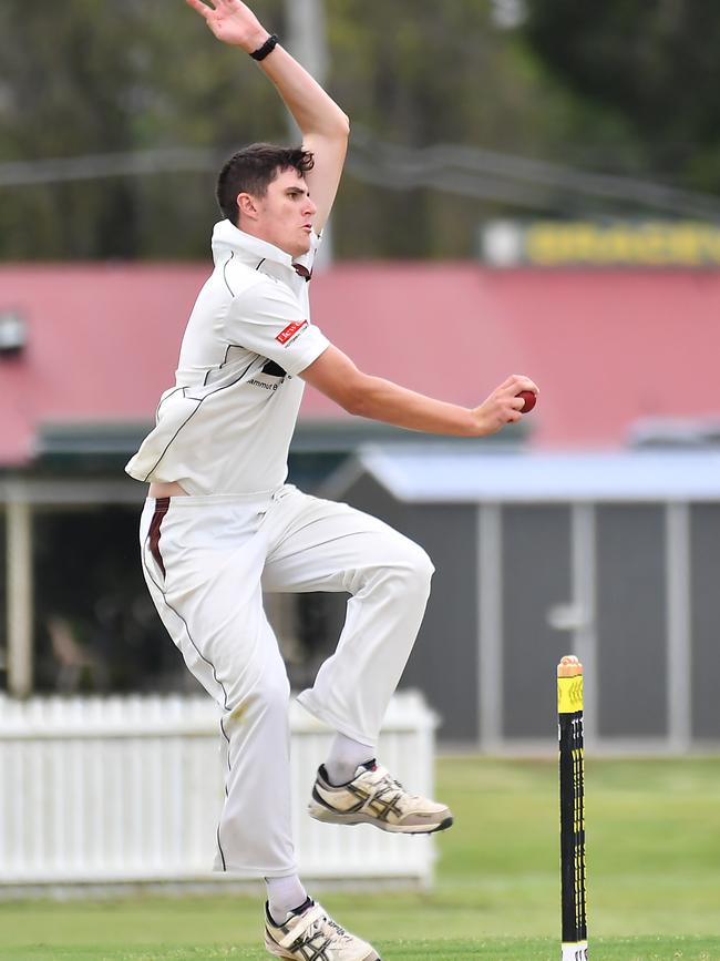 Ipswich bowler Jem Ryan. Picture, John Gass