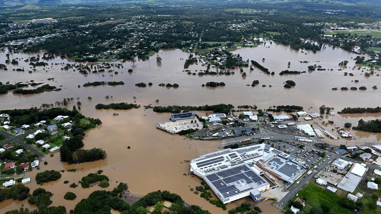 Gympie floods in photos 2022 and 1999 | The Courier Mail