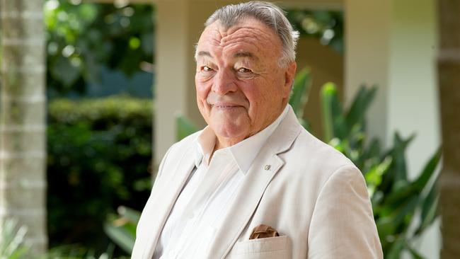 Former Australian, Queensland Souths gloveman John Maclean at his Newstead property.                    (AAP Image/Richard Walker)