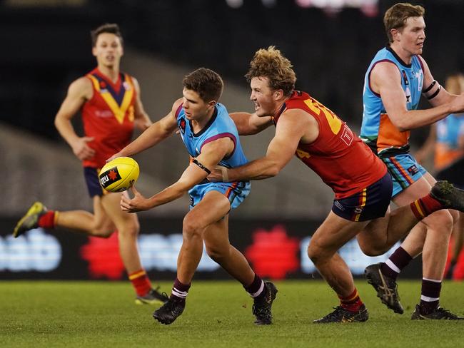 Will GOULD of South Australia tackles Connor BUDARICK of the Allies during the AFL Under 18 Championships match between South Australia and the Allies at Marvel Stadium on July 03, 2019 in Melbourne, Australia. (Photo by Michael Dodge/AFL Photos via Getty Images)