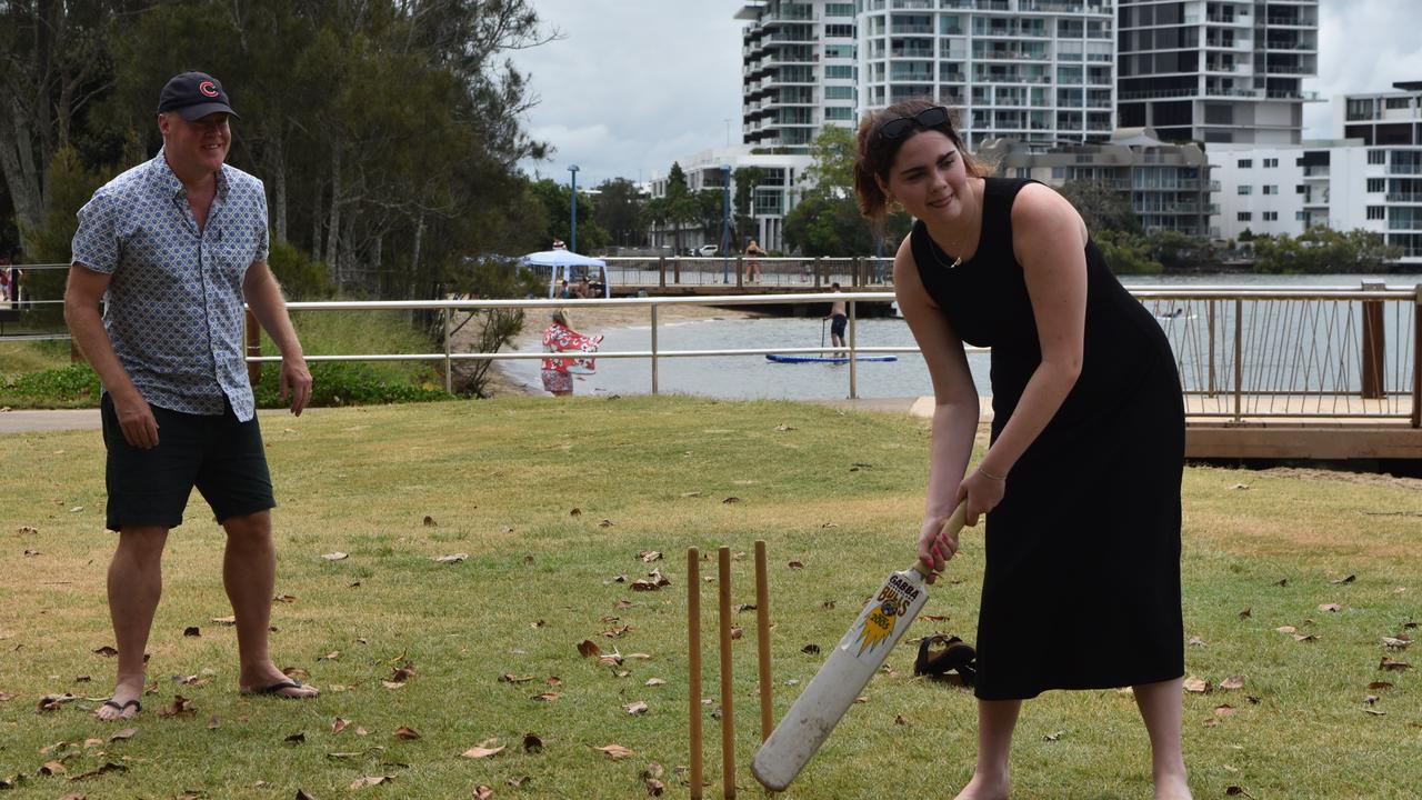 Kaitlyn Mann, Andrew Gregory and Neil McManus playing cricket in Maroochydore for Boxing Day. Picture: Sam Turner