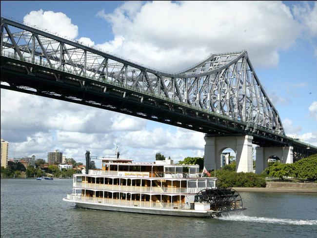 The Kookaburra Queen travels the Brisbane river at lunchtime