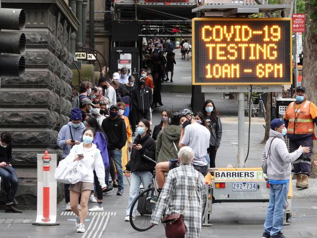 The line for testing queues at Melbourne’s Town Hall on Christmas Day. Picture: Alex Coppel.