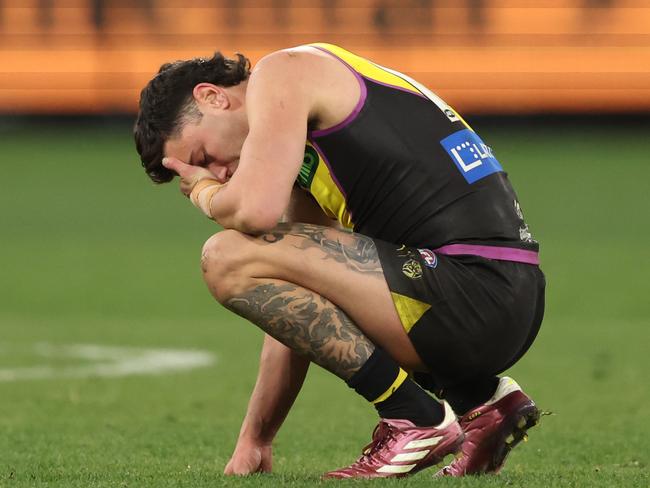 MELBOURNE, AUSTRALIA - JULY 14: Tim Taranto of the Tigers injured during the round 18 AFL match between Richmond Tigers and Greater Western Sydney Giants at Melbourne Cricket Ground, on July 14, 2024, in Melbourne, Australia. (Photo by Robert Cianflone/Getty Images)