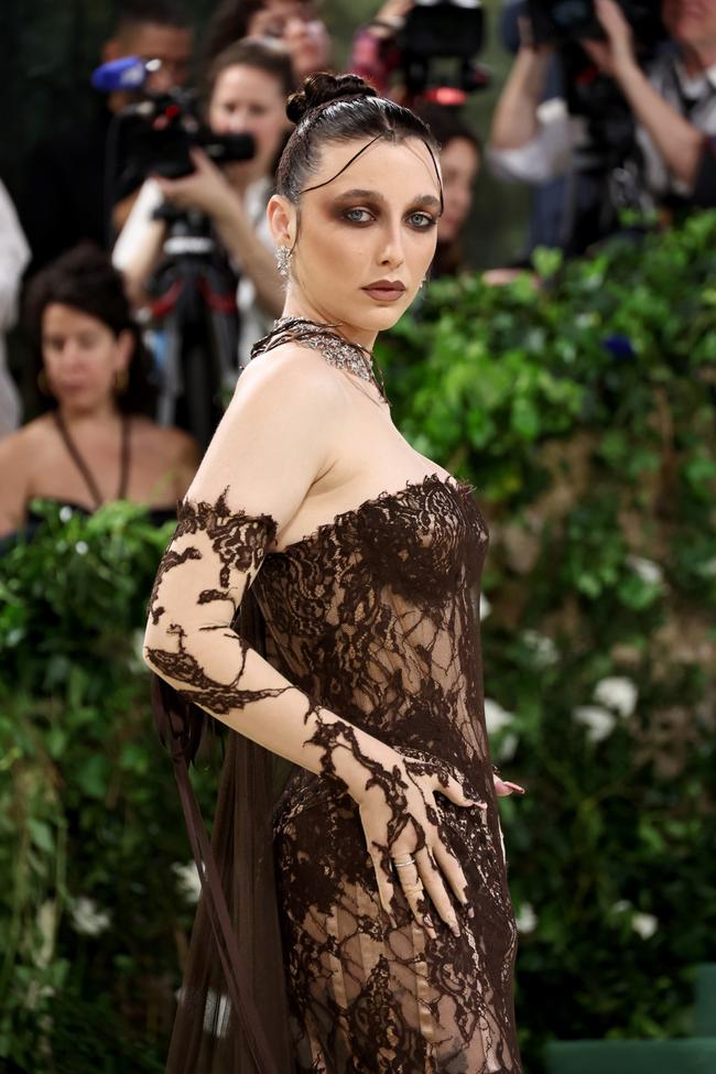 Emma Chamberlain attends the 2024 Met Gala.