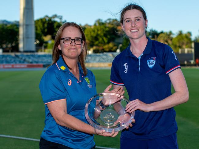 NSW Metro captain Claire Moore accepts the Betty Butcher Shield after defeating Vic Country in the final at the WACA Ground, Cricket Australia Under-19 National Female Cricket Championships in Perth, 12 December, 2022. Picture: Cricket Australia