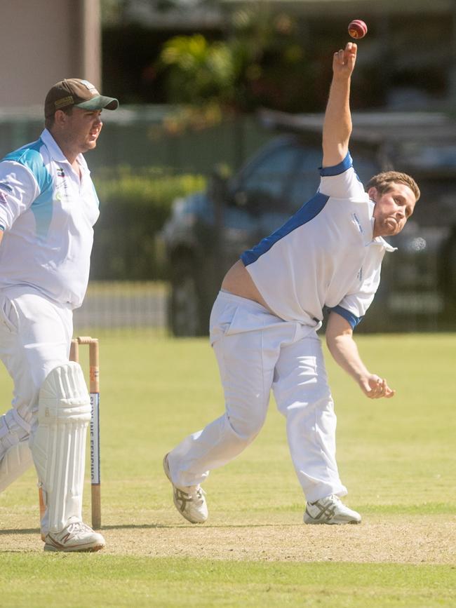 Jesse Powell bowling for Sunline Fencing Tucabia Copmanhurst in the GDSC 2nd Grade grand against Coutts Crossing at Lower Fisher Park on Saturday, 27th March, 2021. Photos: Adam Hourigan