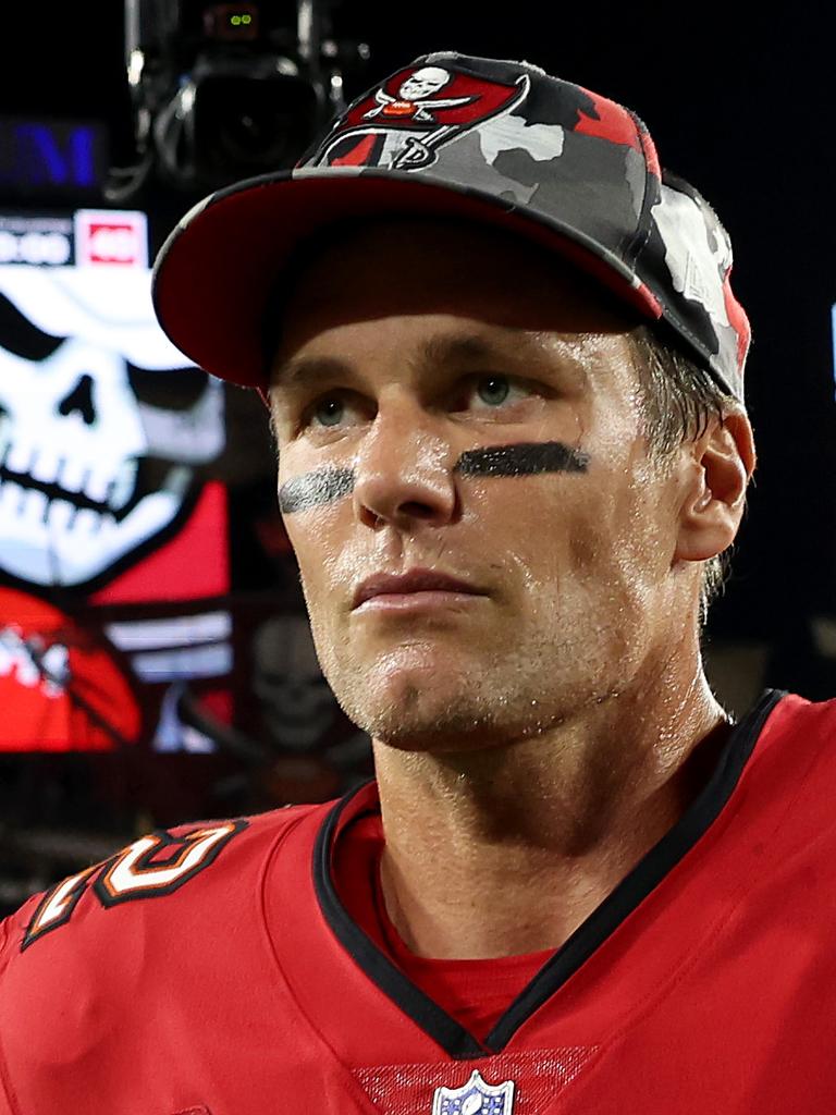 Tom Brady responds to Cris Collinsworth criticism in Buccaneers' win