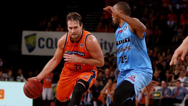 Cairns Taipans’ Mark Worthington embraces his NBL villain persona as he ...