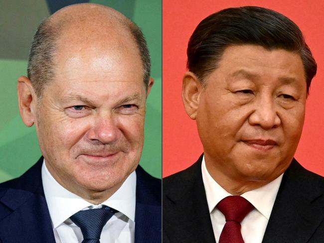 (COMBO) This combination created on November 1, 2022 of file pictures  shows German Chancellor Olaf Scholz (L, on September 16, 2022 in Berlin) and China's President Xi Jinping (on October 23, 2022 in Beijing). - German Chancellor Olaf Scholz makes a high-stakes trip to China on Friday, November 4, 2022, walking a tightrope between shoring up a key economic relationship and facing heightened concerns about over-reliance on authoritarian Beijing. Scholz, accompanied by a delegation of business executives, will be the first European Union leader to visit the world's second-biggest economy since 2019. (Photo by JENS SCHLUETER and Noel CELIS / AFP)