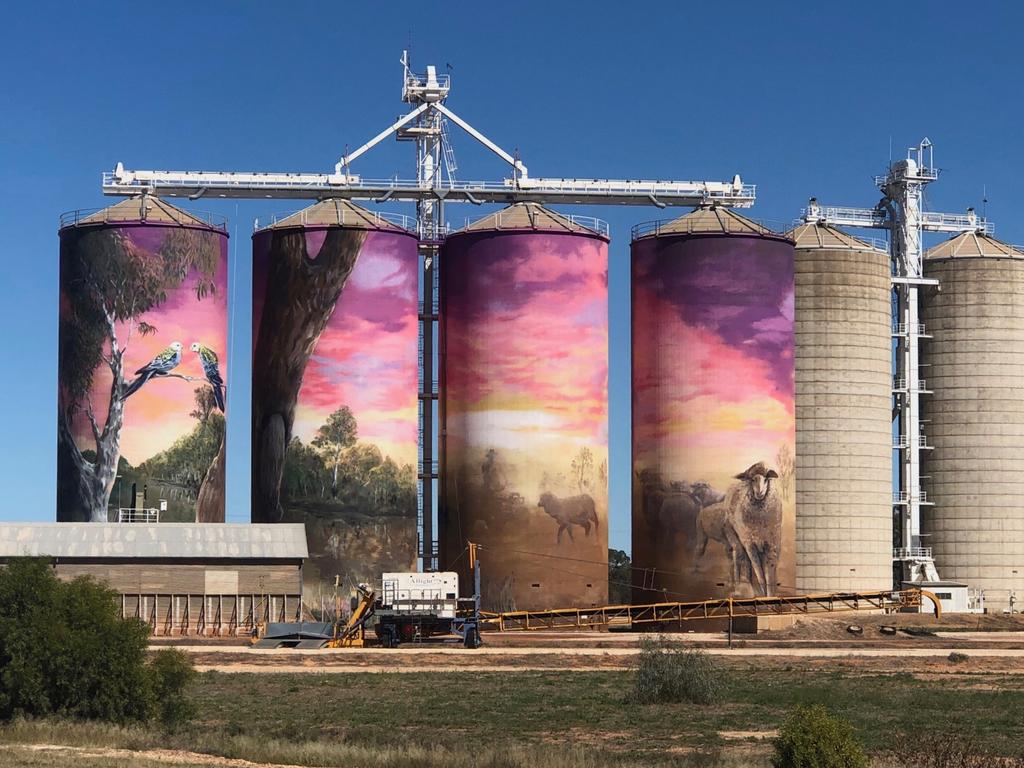 Silo art at Thallon in Queensland. Photo: Alana Beutel.