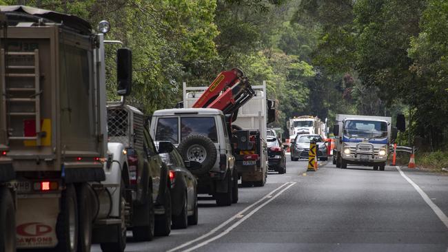 Single lane operation of the Kennedy Highway at the Kuranda bridge. Picture: Brian Cassey