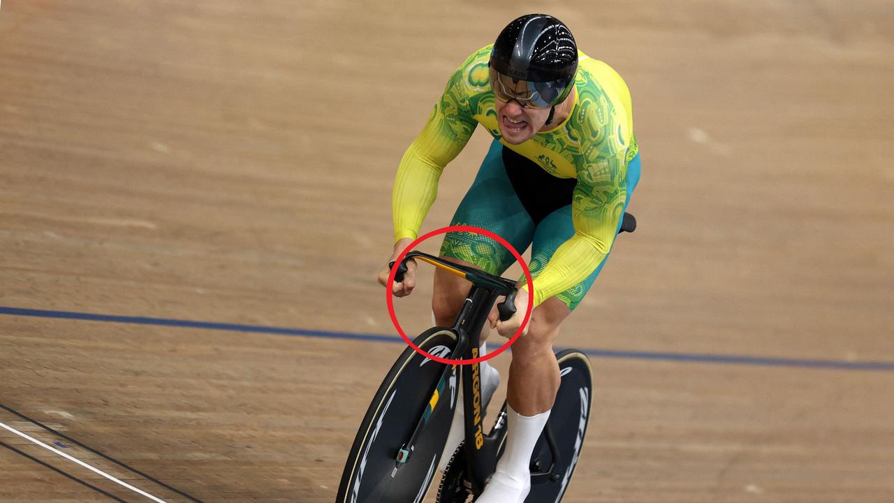 Gold medallist Australia's Matthew Glaetzer competes in the men's 1000m time trial final cycling event on day four of the Commonwealth Games, at the Lee Valley VeloPark in east London, on August 1, 2022. (Photo by ADRIAN DENNIS / AFP)