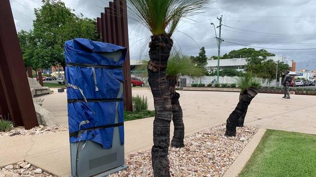 DAMAGED: Maryborough's Duncan Chapman memorial vandalised. Smashed screens covered by Council following the incident. Photo: Stuart Fast