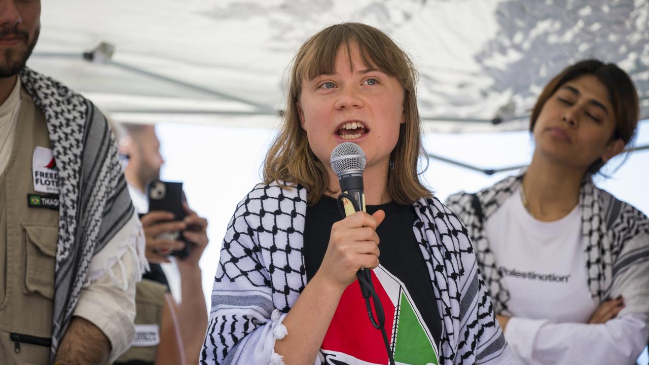 Greta Thunberg’s boat ‘rescues’ migrants from coastguard