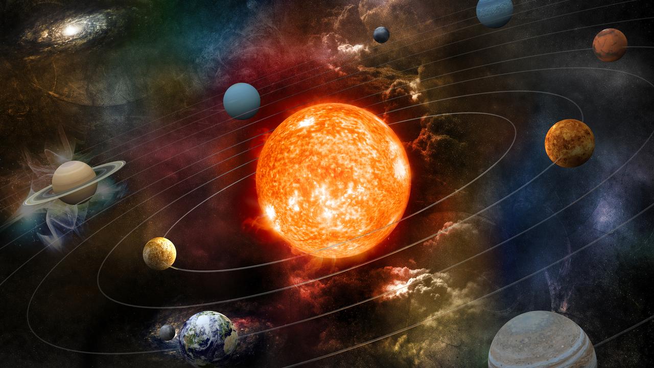The sun and nine planets of our system orbiting. Illustration: iStock
