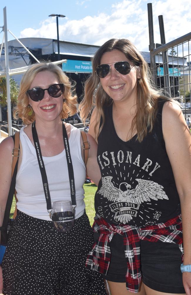 Sammy Brigden and Jae McCosker at the 2022 Caloundra Music Festival. Photo: Elizabeth Neil