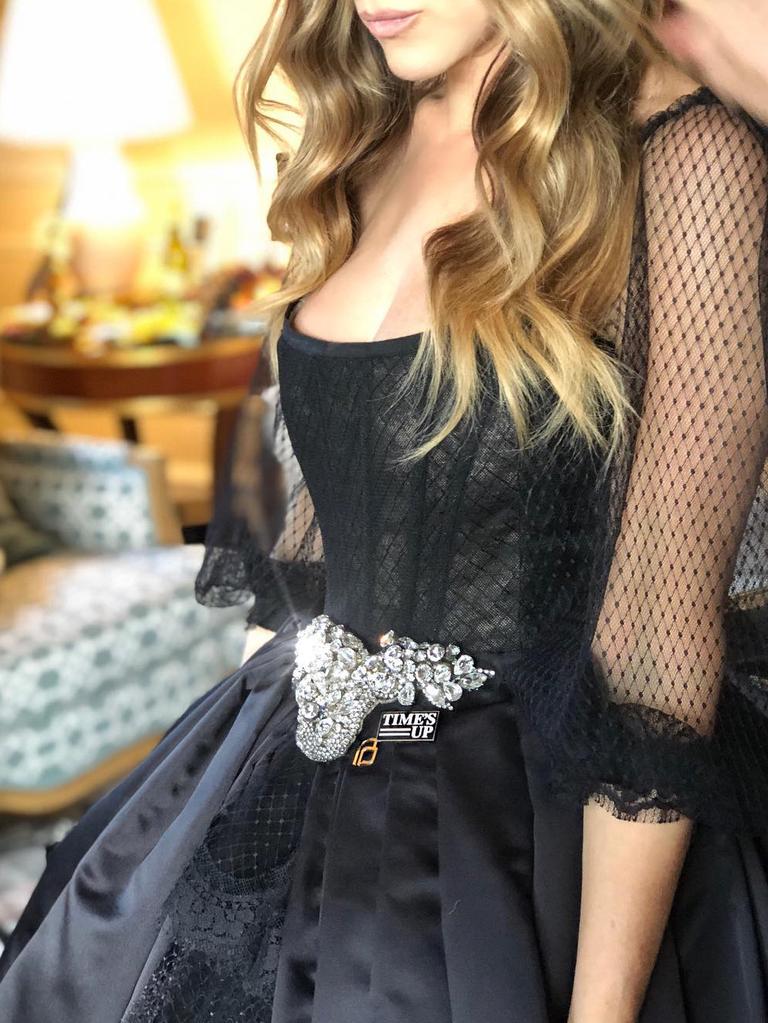 Sarah Jessica Parker ... "Out the door and on my way. In support. In solidarity. It’s time to break the silence. Watch the @goldenglobes tonight to learn more about #WhyWeWearBlack. Or head to @timesupnow to learn more and join the movement. X, SJ" Picture: @sarahjessicaparker/Instagram