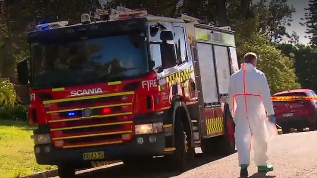 NSW Fire and Rescue declared a section of Mariposa Rd, Bilgola Plateau, an asbestos "hot zone". Picture: Channel 9 News