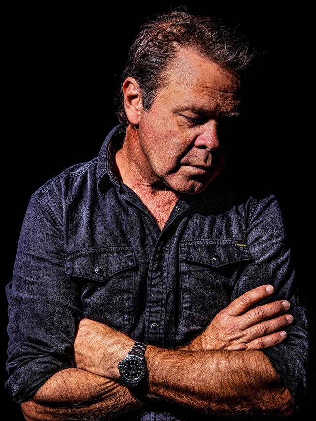 Troy Cassar-Daley by Wayne Budge