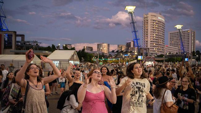 After the roaring cheers and singing of Sydney’s first Eras show, crowds struggled to make their way back to where they were staying across Sydney. Picture: NCA NewsWire / Flavio Brancaleone