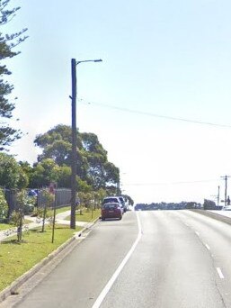 Turton Rd, Waratah where the pursuit started. Google Maps