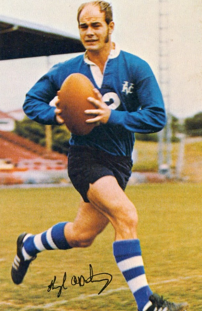 Ipswich rugby league great Hugh O'Doherty in action for a footy card.