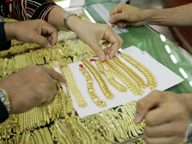 Ukraine tensions power gold price