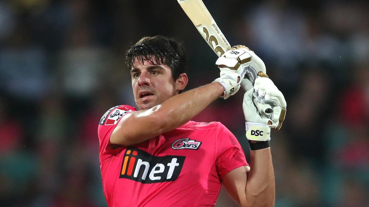 Sydney Sixers skipper Moises Henriques tees off in the BBL09 decider.