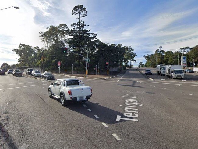 Ryan Felton has been sentenced over a police pursuit where he flew through a red light at the intersection of Terrigal Dr and Central Coast Highway in Erina. Picture: Google Maps