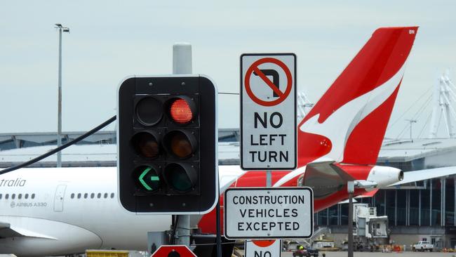 Hackers are targeting Wi-Fi networks at airports to fleece personal and sensitive data from unsuspecting users, according to Zimperium.