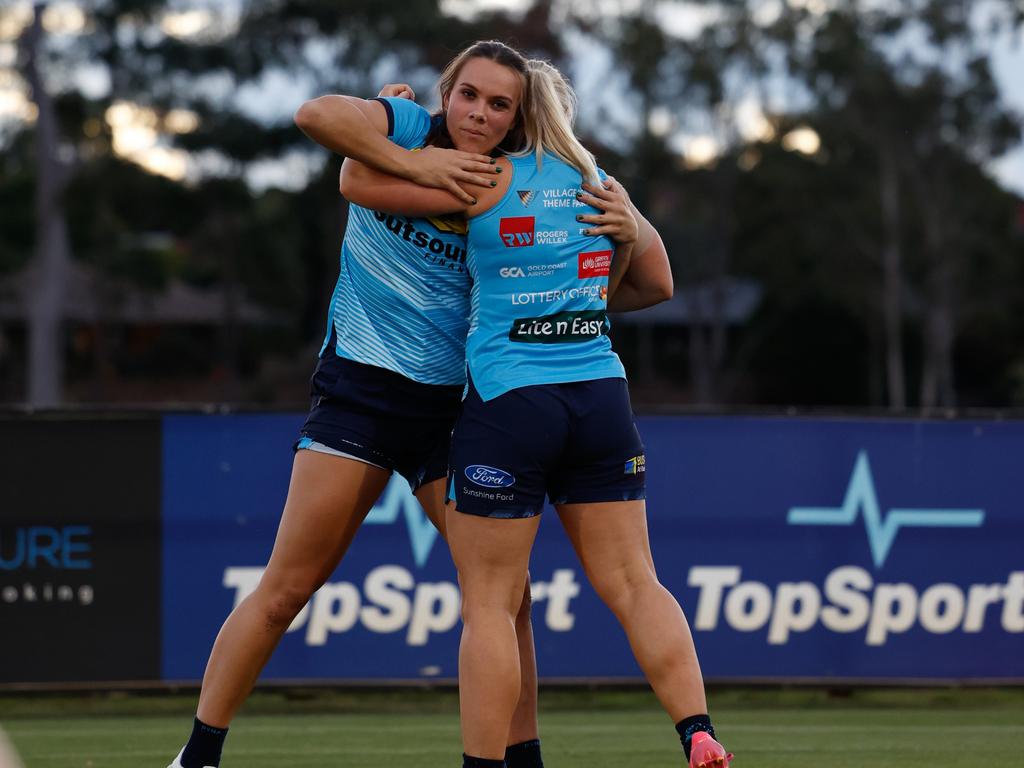 Grey warming up at Titans training. Picture: Titans Media