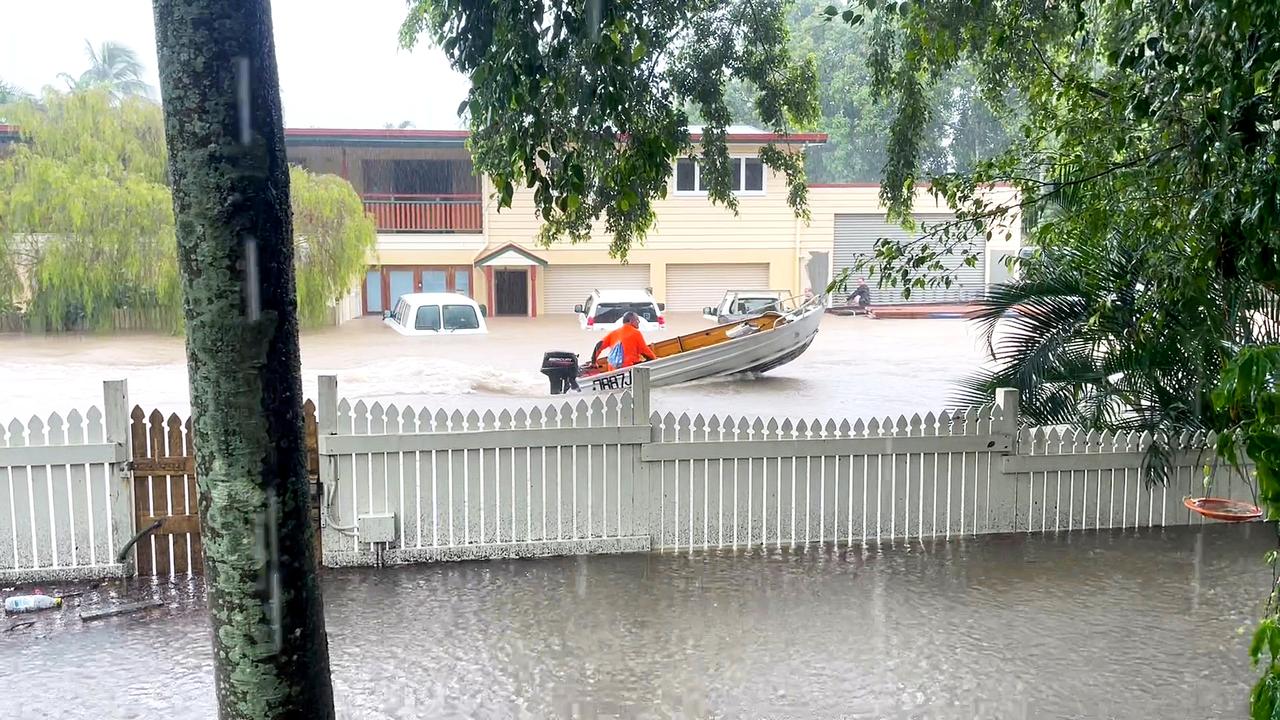 Machans Beach flooding. Photo - Jesse McClelland/Severe Weather Australia