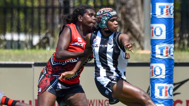 Palmerston's Marika Carlton running towards goal against the Tiwi Bombers in the 2023-24 NTFL season. Picture: Tymunna Clements / AFLNT Media