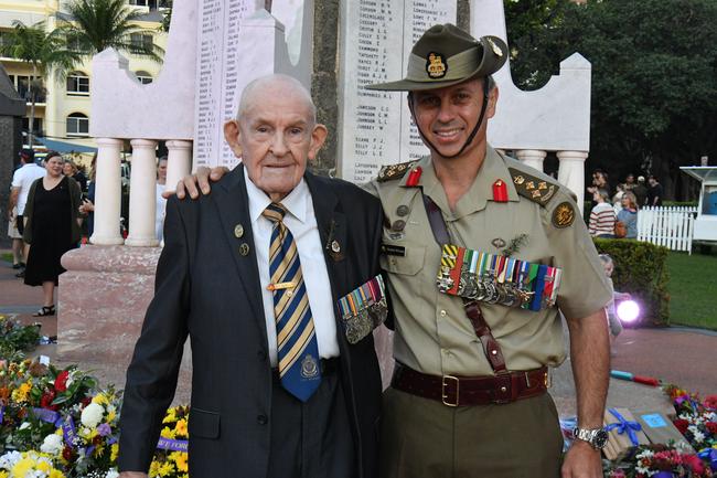 Anzac Day 2025. Dawn service Anzac Park Townsville. Dutchy Heaslip with Brigadier Ben McLennan. Picture: Evan Morgan