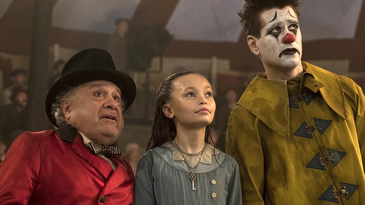 Danny DeVito as the ringmaster and circus owner Max Medina alongside Nico Parker and Colin Farrell. Picture: Jay Maidment/Disney via AP