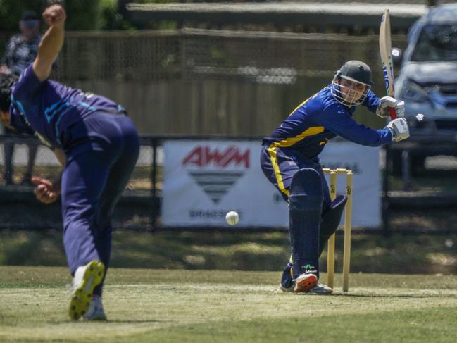 CSB: Flynn McGaw batting for Dingley. Picture: Valeriu Campan