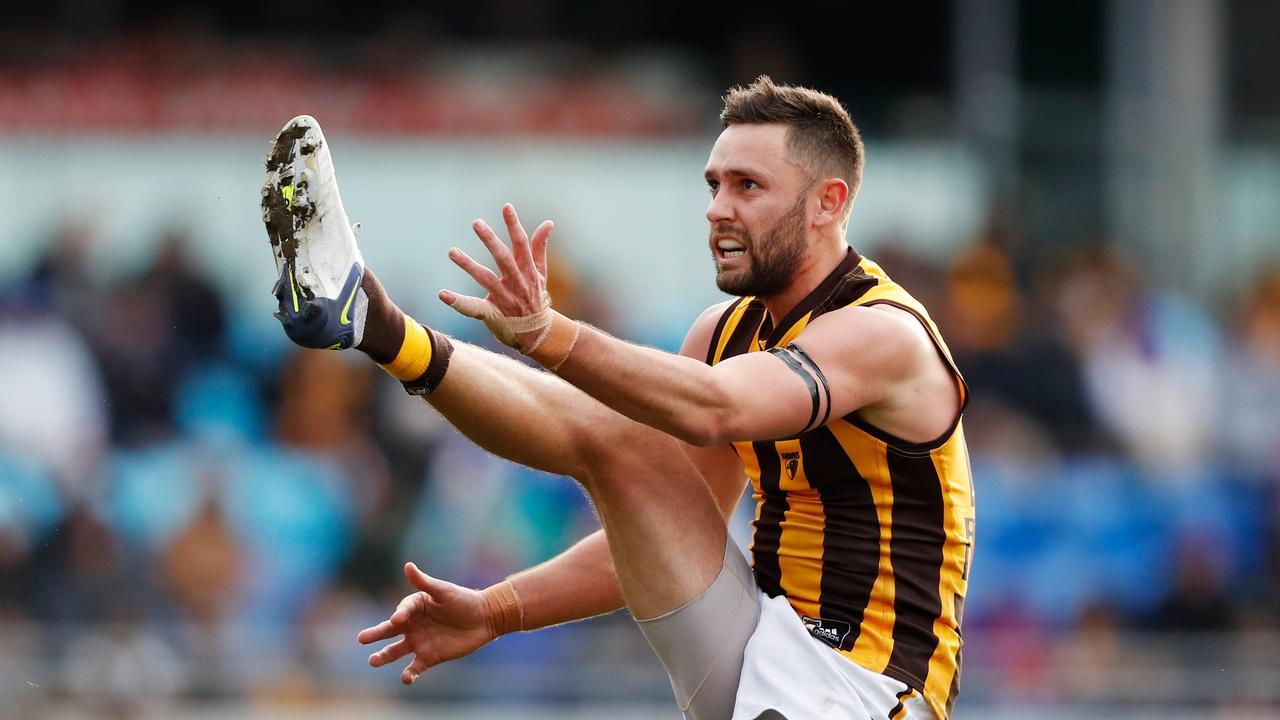 David King isn’t on board with Gunston’s return. (Photo by Dylan Burns/AFL Photos via Getty Images)