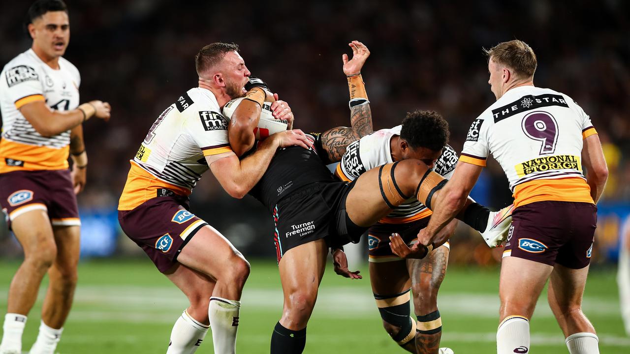 Players will be put on notice for lifting the legs of players already held up be defenders in 2023. Picture: NRL Photos.