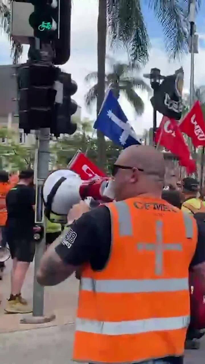 CFMEU workers march to Parliament House