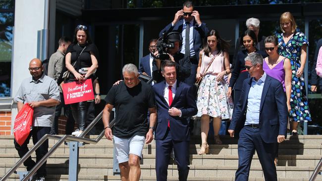 NSW Opposition Leader Chris Minns walks to the bus after a speech during NSW Labor’s ‘Final Countdown' campaign rally in Parramatta. Picture: Gaye Gerard