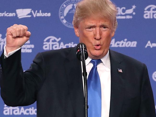 WASHINGTON, DC - OCTOBER 13: U.S. President Donald Trump speaks during the annual Family Research Council's Values Voter Summit at the Omni Shorham Hotel on October 13, 2017 in Washington, DC. Trump is the first sitting president to address Values Voter Summit.   Mark Wilson/Getty Images/AFP == FOR NEWSPAPERS, INTERNET, TELCOS & TELEVISION USE ONLY ==