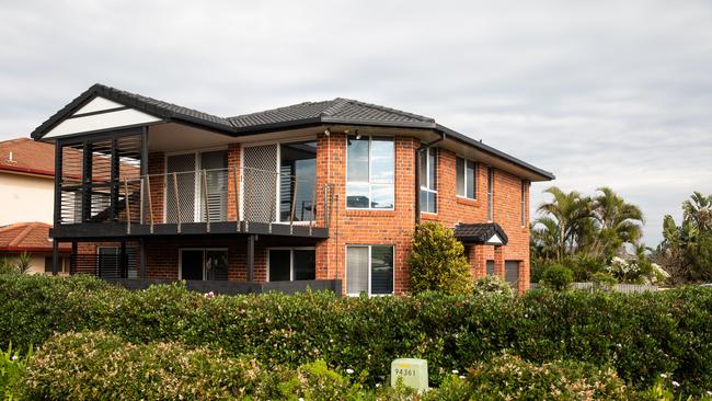 Beverley Brooker’s former townhouse at Skennars Head is now owned by Jon Winfield. Picture: Natalie Grono