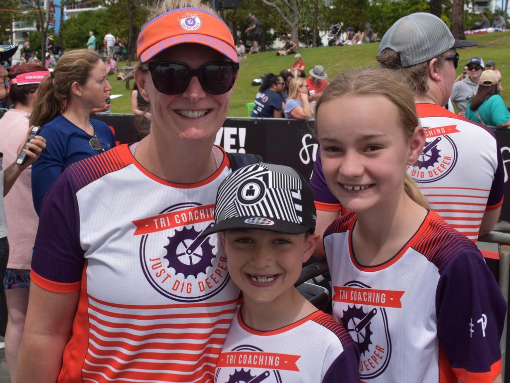 Keara, Taia and Ari Evans at the Sunshine Coast Ironman 70.3 at Mooloolaba 2022.