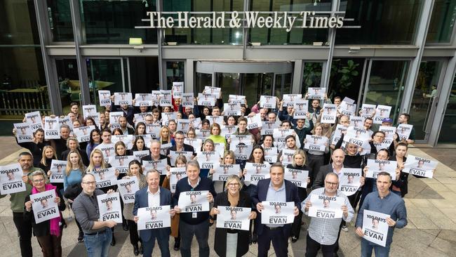 Herald and Weekly Times staff stand out the front of the HWT building in a show solidarity with Evan Gershkovich. Picture: Jason Edwards