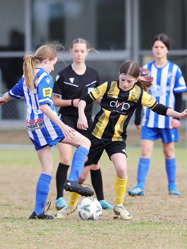 Picture gallery: Barwon, Drysdale hit the pitch for U13 Geelong girls ...