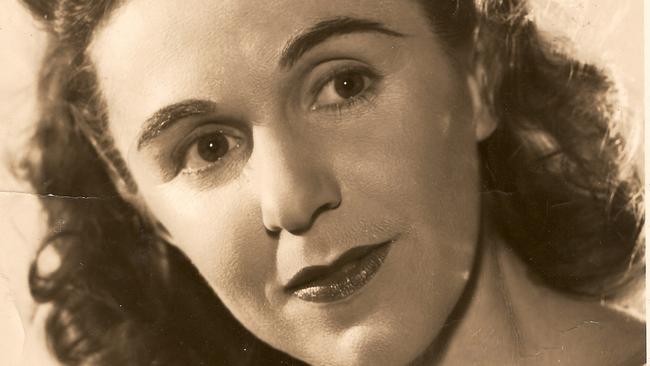 Joan Halliday in 1944.