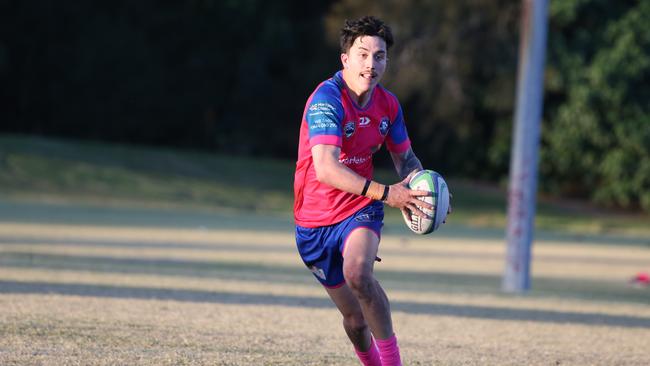 GCDRU (Gold Coast Rugby) first grade clash between Helensvale Hogs (pink) and Nerang Bulls. (white). Keahn Tipu. Pic Mike Batterham